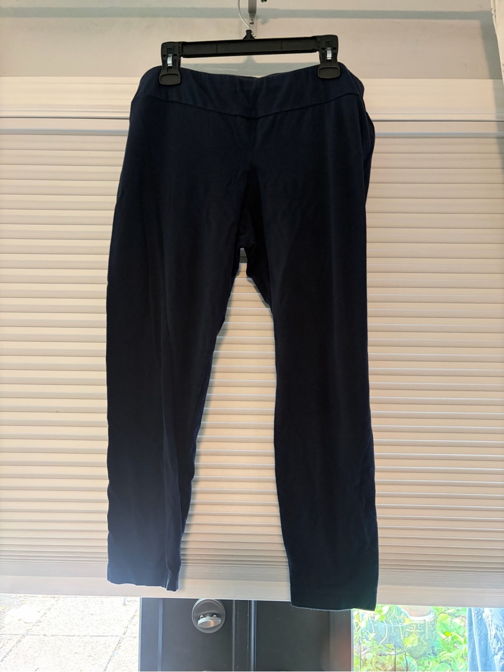 Time and Tru Navy Pull-On Leggings